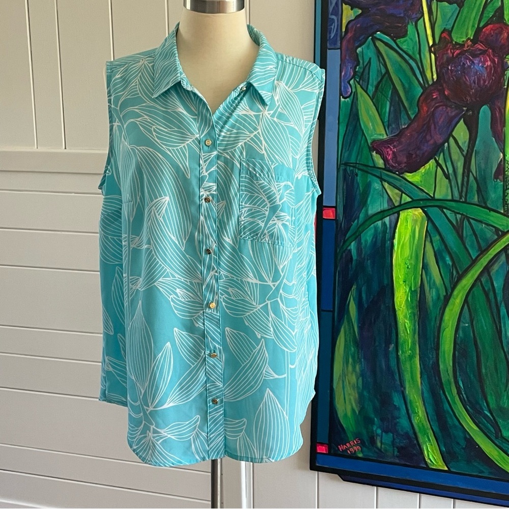$15 SALE Aqua Leaf Print Button-Down Shirt Liz Claiborne Sleeveless Top Beach - Picture 7 of 7
